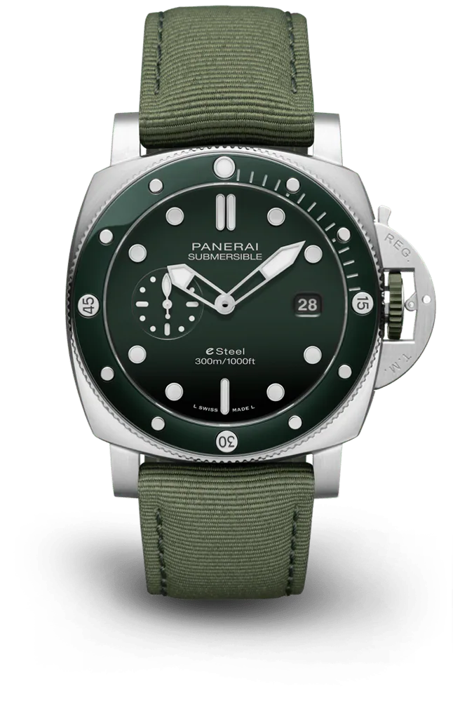 Submersible QuarantaQuattro ESteel™ Verde Smeraldo