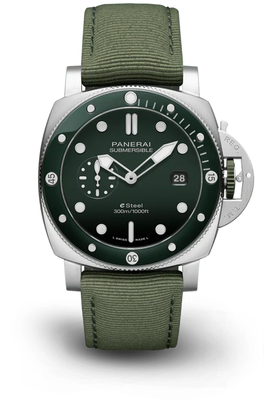 Submersible QuarantaQuattro ESteel™ Verde Smeraldo